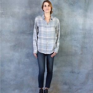 Xirena Shelby Gray Plaid Flannel Long Sleeve Button Up Shirt
